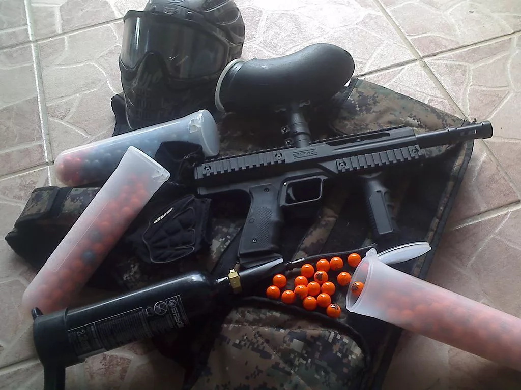 The Smart Parts Shocker was one of the first electronic paintball guns, beginning the push toward HPA.